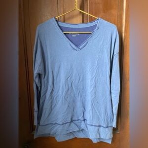 Soft Surroundings women's petite large v neck top